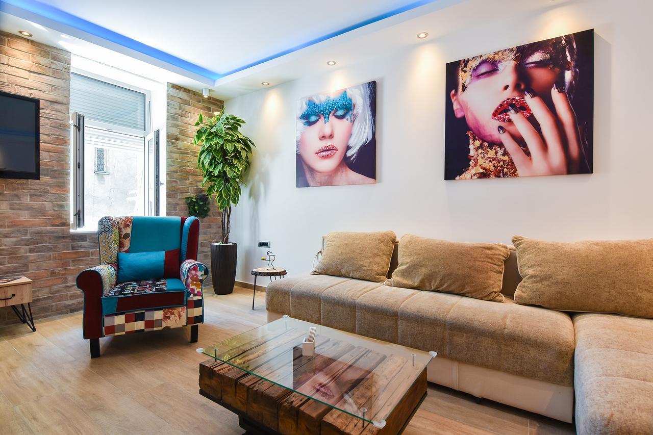 Cosmopolitan Apartment Belgrad Exteriör bild